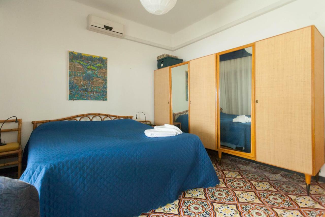Stunning View Relax Tra Mare E Cielo Apartamento Villa Solari Exterior foto