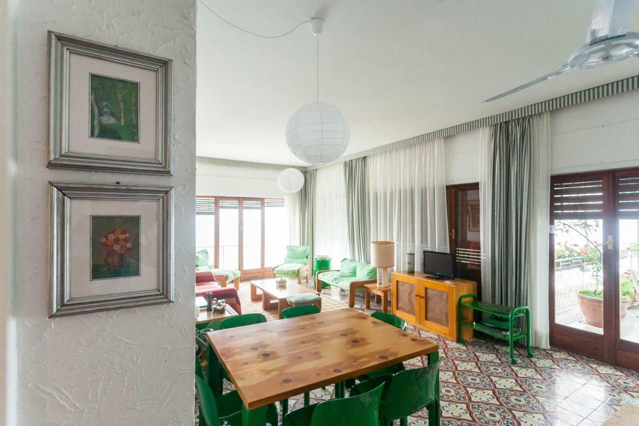 Stunning View Relax Tra Mare E Cielo Apartamento Villa Solari Exterior foto